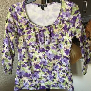 Pretty purple flowered top